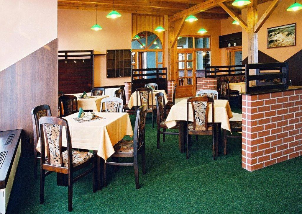 Pension U Svateho Jana Hradec Kralove Exterior photo